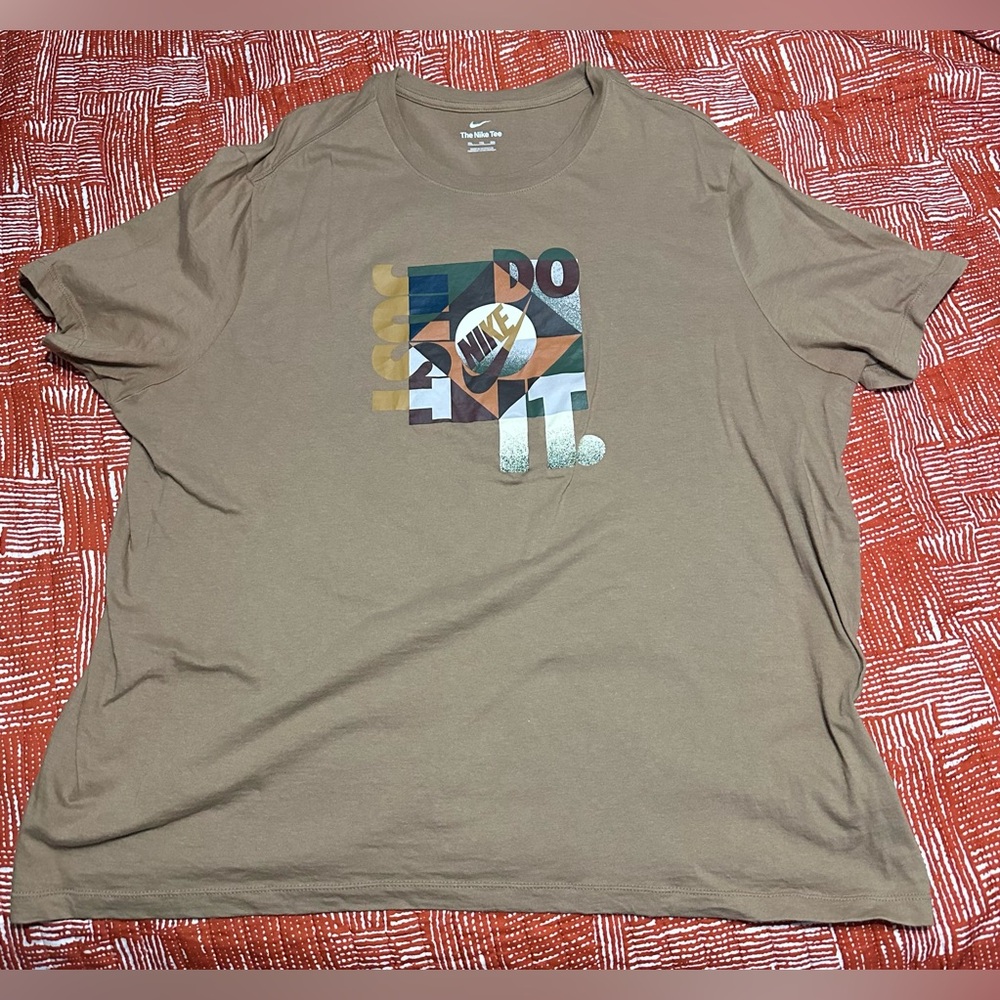 Nike Men Tee